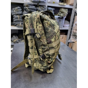 Slant Pocket 40L Tactical Backpack-1