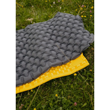 Xenium Light Inflatable Camping Mat-1