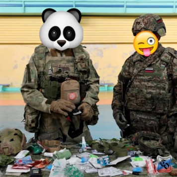 Compact MOLLE Radio Pouch 2 with Elastic Cords & Quick-Release Buckle-10