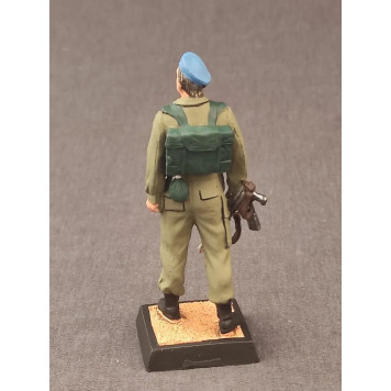 Soldado Sovietico Spetsnaz de Infantería Aérea en Miniatura de 1:32-1