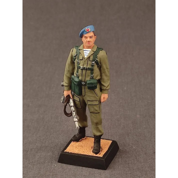 Soldado Sovietico Spetsnaz de Infantería Aérea en Miniatura de 1:32