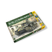 World War II German Panther Ausf.A Tank Model Kit World War II German Panther Ausf.A Tank Model Kit