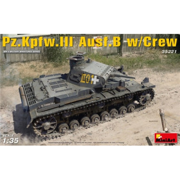 Pz.Kpfw.III Ausf.B Medium Tank with Crew Model Kit