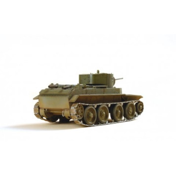 Soviet BT-7 Light Tank Plastic Model Kit-3