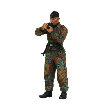 German Tank Crew Soldiers 1943-1945 - Plastic Model Kit-4