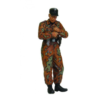 German Tank Crew Soldiers 1943-1945 - Plastic Model Kit-5