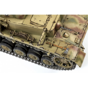 German Medium Tank T-IV (H) Plastic Model Kit-8