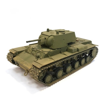 Soviet Heavy Tank KV-1 Model 1940 with L-11 Gun - Plastic Assembly Kit-3