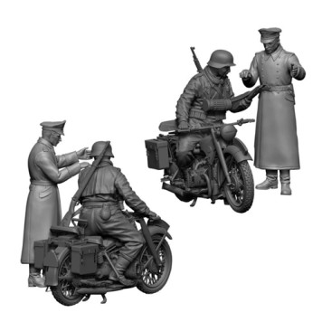 German Heavy Motorcycle R-12 with Driver and Officer Model Kit-1