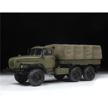 Russian Army Ural-4320 6x6 Military Truck Plastic Model Kit-1