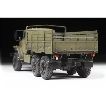 Russian Army Ural-4320 6x6 Military Truck Plastic Model Kit-4