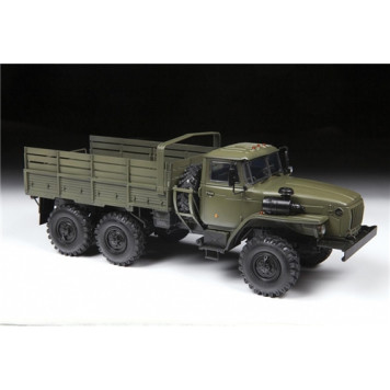 Russian Army Ural-4320 6x6 Military Truck Plastic Model Kit-2