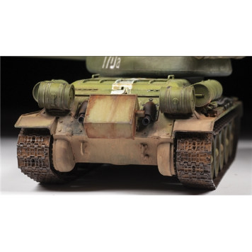 Soviet Medium Tank T-34/85 Scale Model-1