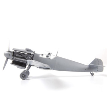 German Fighter Messerschmitt BF-109 F2 Scale Model-7