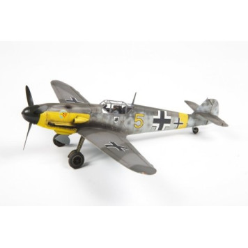 German Fighter Messerschmitt BF-109 F2 Scale Model-2
