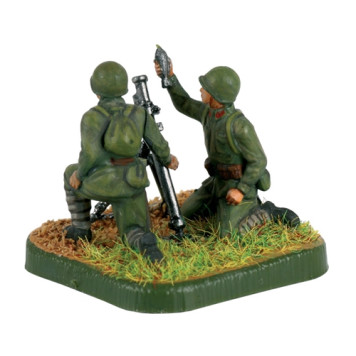 Soviet 82mm Mortar with Crew - Highly Detailed Model Kit-1