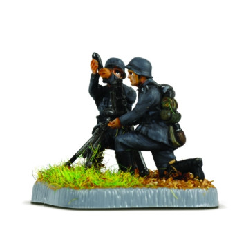 German 81mm Mortar with Crew 1939-1942 Model Kit-4