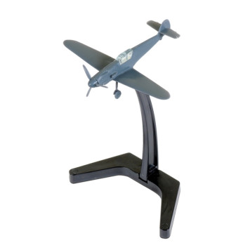 German Fighter "Messerschmitt" BF-109 F2 Plastic Model Kit-1