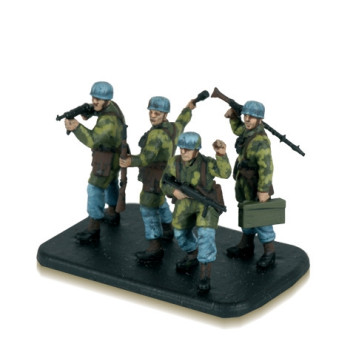 German Paratroopers 1939-1942 Collectible Model-2