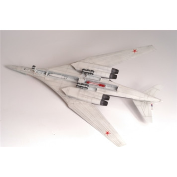 Tu-160 Russian Supersonic Strategic Bomber Model Kit-1