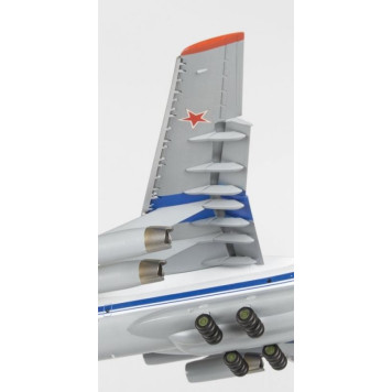 IL-76MD Military Transport Aircraft Model Kit-6