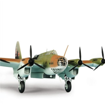 Soviet Long-Range PE-8 Bomber Model Kit-2