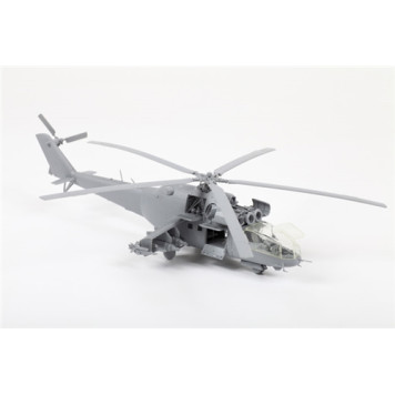 Soviet Mi-24A Hind Attack Helicopter Plastic Model Kit-2