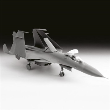 Russian Su-33 Carrier-Based Fighter Model Kit-1