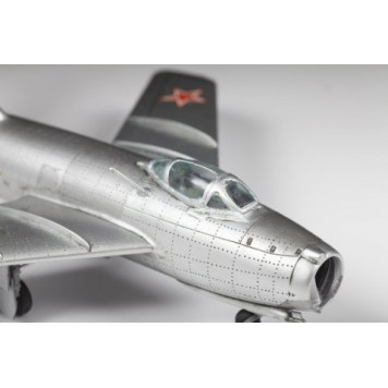 Soviet Fighter Jet MiG-15 Plastic Model Kit-4