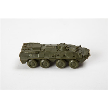 Soviet BTR-80 Armored Personnel Carrier Model Kit-1