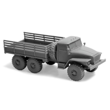 Soviet Military Ural 4320 6x6 Truck Model Kit-1