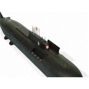 Russian Atomic Submarine Cruiser K-141 "Kursk" Scale Model-3