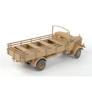 WW2 German Heavy Truck L 4500A Plastic Model Kit-3