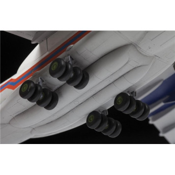 Russian Emergency Response Transport Aircraft Il-76 TD Model Kit-6
