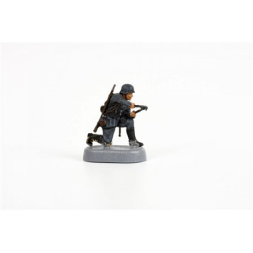 German Assault Pioneers 1939-1942 Model Kit-5