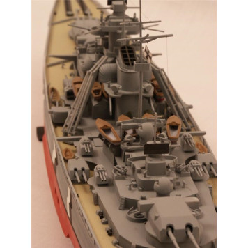 German Battleship Bismarck Plastic Model Kit-1