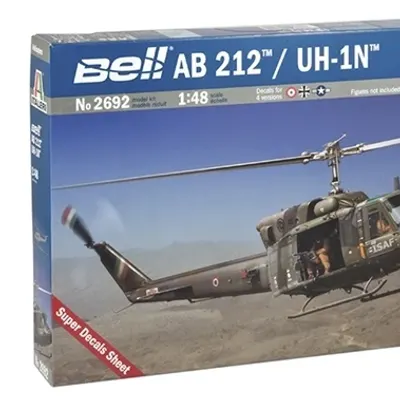 AB 212/VH 1N 直升机模型