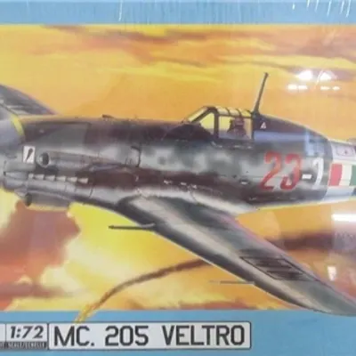 Maqueta de escala Macchi MC 205 Veltro