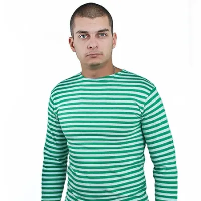 Chemise de marin rayée classique russe