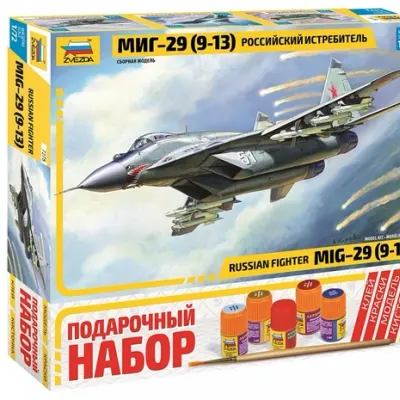 Modelo a escala del caza ruso MiG-29 (9-13)